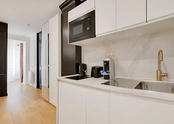 Boulanger - Republique Apartmán *
