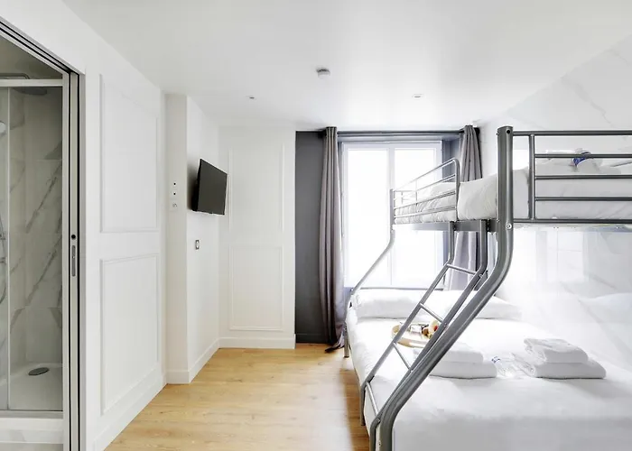 Boulanger - Republique Apartmán *