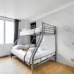 Boulanger - Republique Apartment Paris